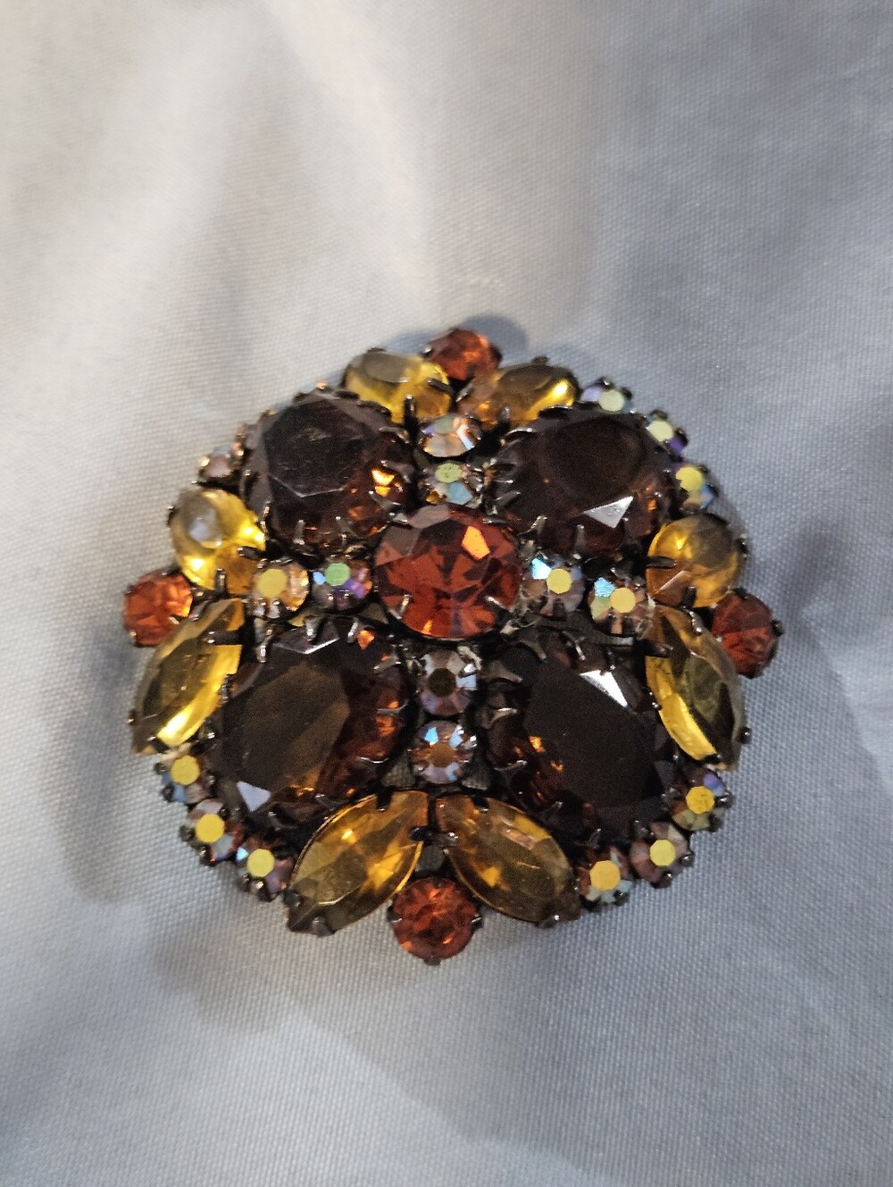 Vintage 1960s Juliana DeLizza & Elster (D&E) Domed Autumn Brooch